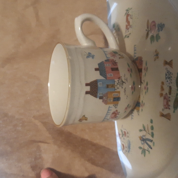 International stoneware farm scene - Picture 4 of 4